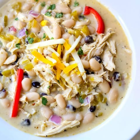 Slow Cooker White Chicken Chili